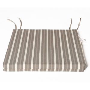 Coussin d'assise motif Rayures neutres 18 po x 17 po x 2 po.