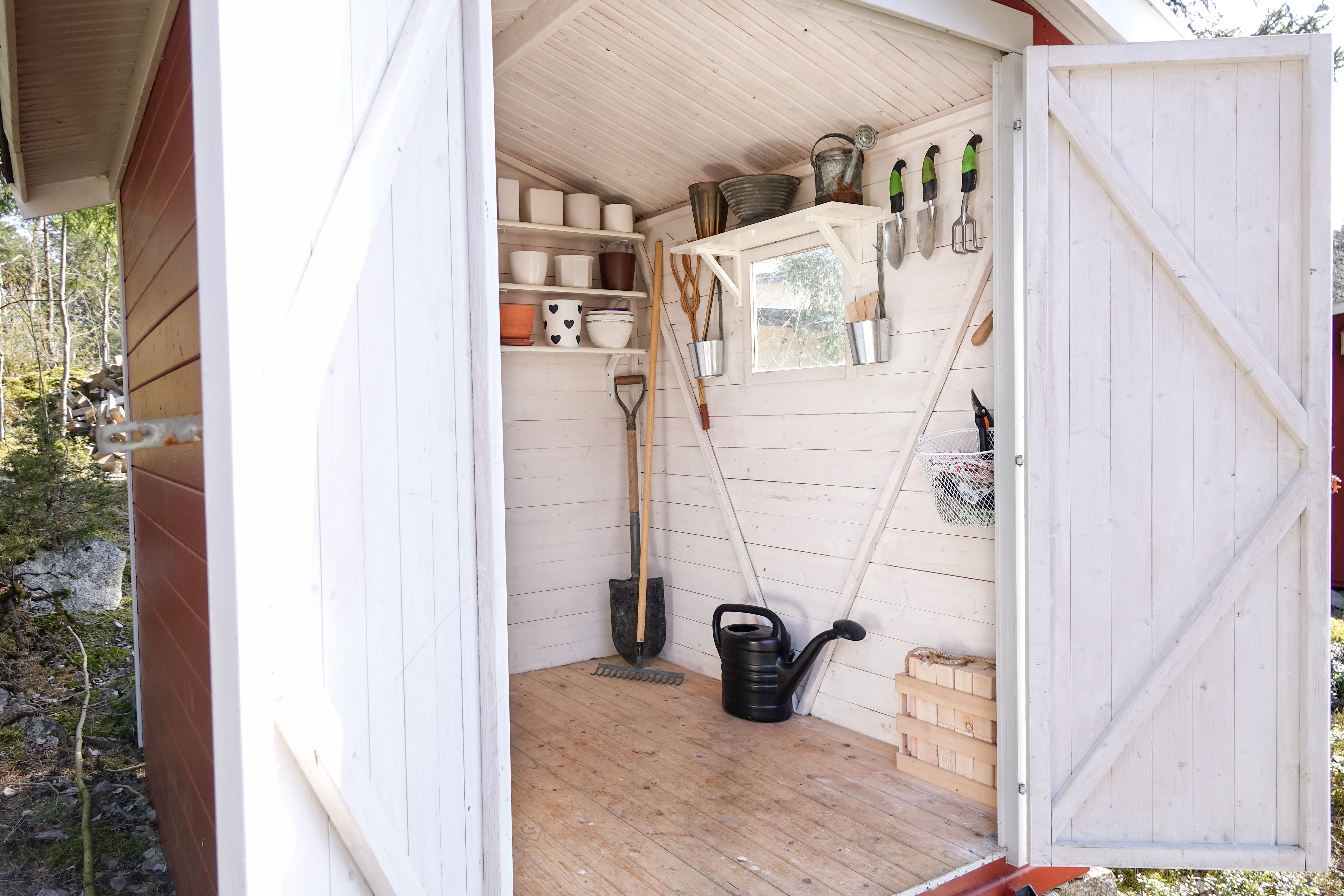 Les 10 essentiels à détenir dans son cabanon pour un bel été